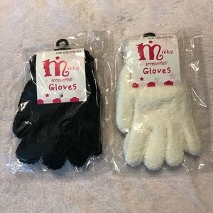 Women's Minky White / Black Soft Cozy Fuzzy Warm Gloves Set Of 2 One Size New